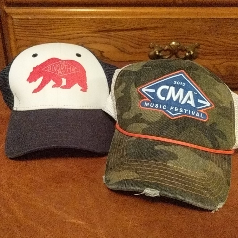 Bundle of 2 Ball Caps